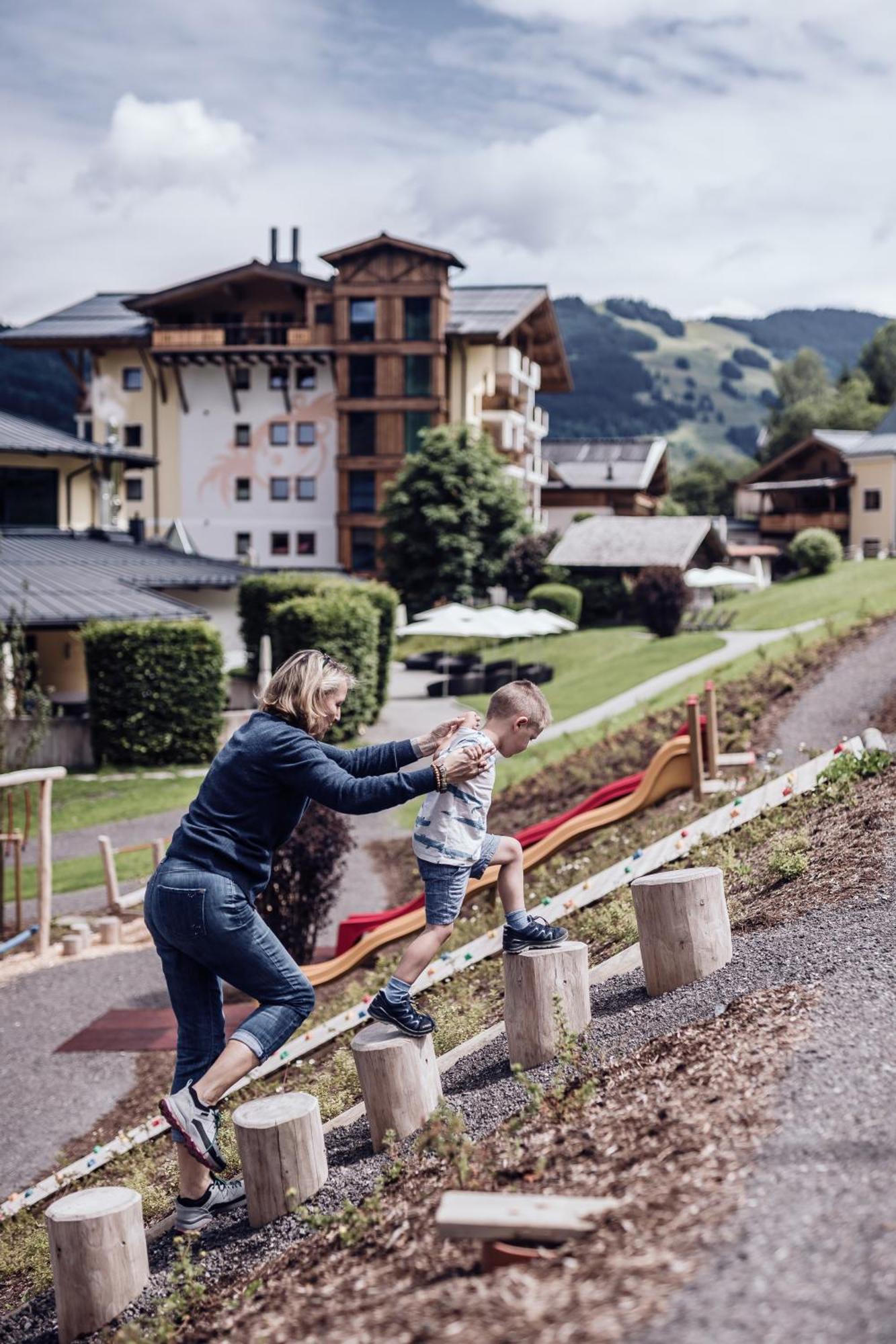Familienresort Ellmauhof Saalbach-Hinterglemm Ngoại thất bức ảnh